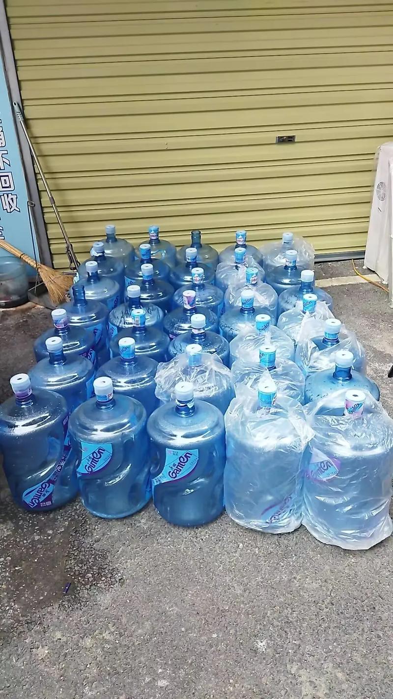 景甜桶装水配送 一站式饮用水服务，满足您的饮水需求