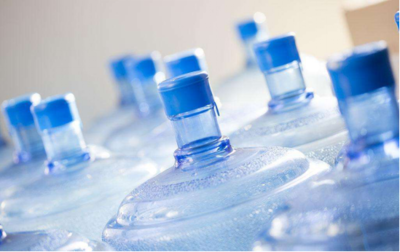 桶装水安全隐患引关注 抽检结果敲响警钟